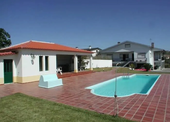 Vivenda Arlindo * Lourinhã