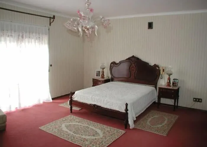 Vivenda Arlindo Vila *