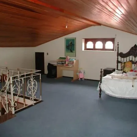 فيلة Vivenda Arlindo لورينها